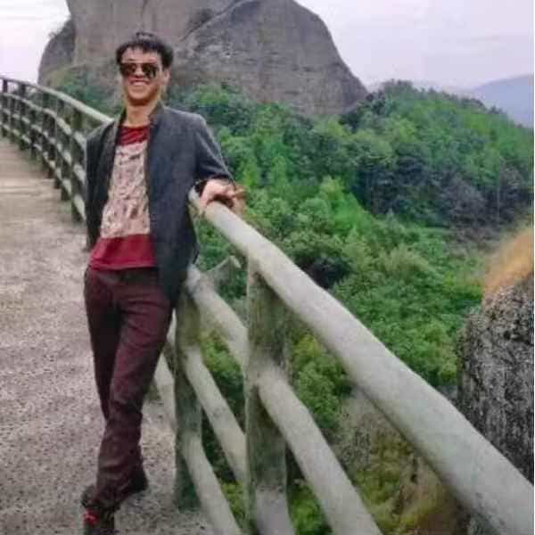 广东27岁单身帅哥真诚找对象-泰安征婚相亲网
