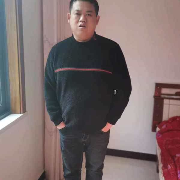 重庆31岁单身帅哥真诚找对象-泰安征婚相亲网
