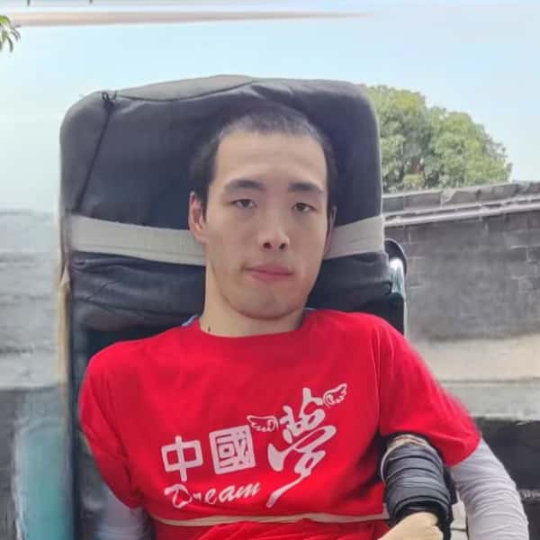 湖南30岁单身帅哥真诚找对象-泰安征婚相亲网