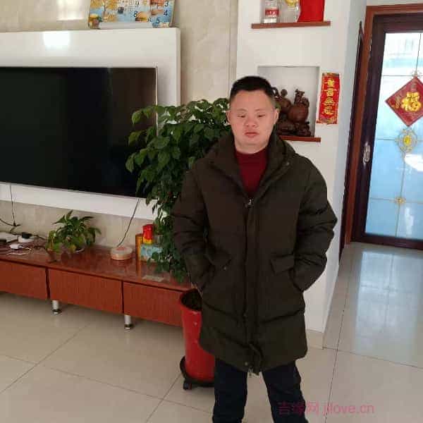 江苏28岁单身帅哥真诚找对象-泰安征婚相亲网