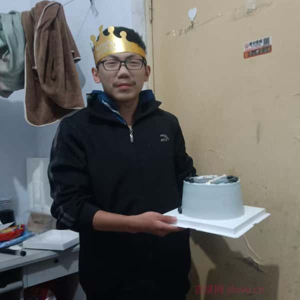 山东18岁单身帅哥真诚找对象-泰安征婚相亲网