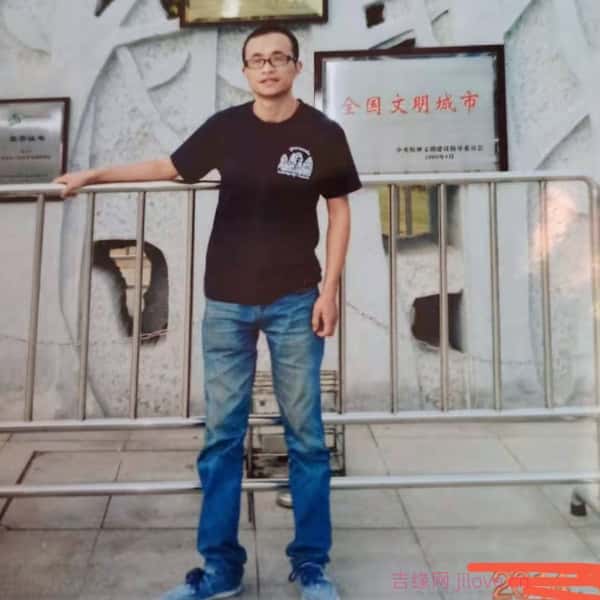 江苏36岁单身帅哥真诚找对象-泰安征婚相亲网