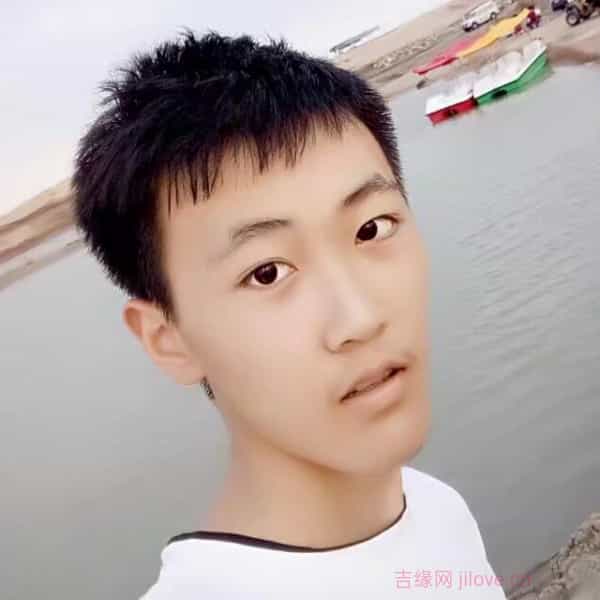 河南24岁单身帅哥真诚找对象-泰安征婚相亲网