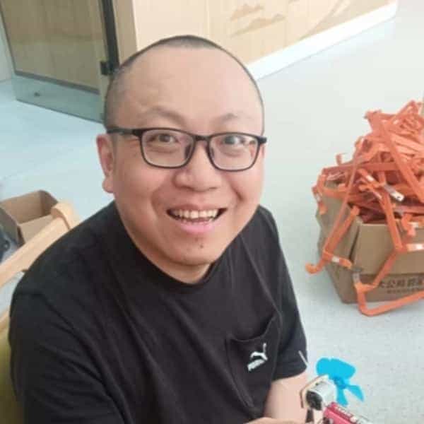 43岁岁江苏单身帅哥 - 泰安吉缘网