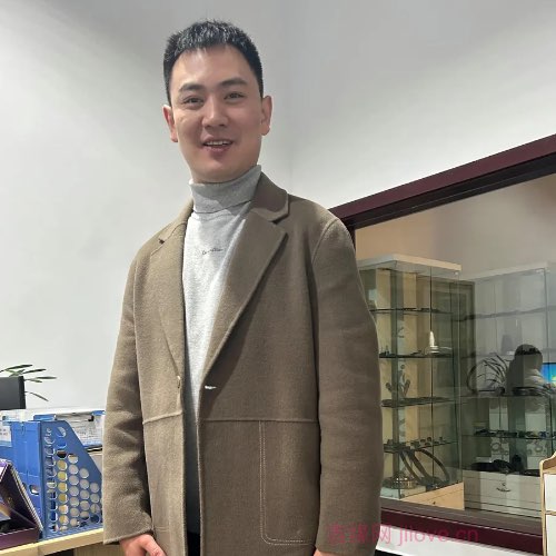 32岁岁四川单身帅哥 - 泰安吉缘网